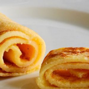 26.09–NALEŚNIKI Z MIODEM/pancakes with honey