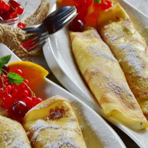 20.06–NALEŚNIKI Z DŻEMEM TRUSKAWKOWYM /pancakes with strawberry jam